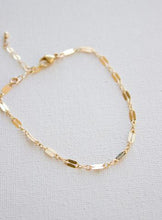 Load image into Gallery viewer, Delicate Gold Filled Dapper Chain Bracelet