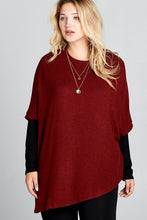 Load image into Gallery viewer, FINAL SALE -Cranberry Tunic // Beauties