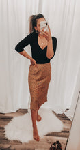 Load image into Gallery viewer, Spot On Midi Skirt